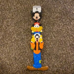 Disneyland resort back scratcher